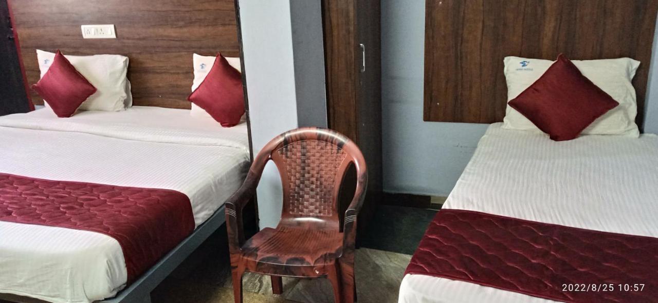 Skyry Hotel Iyyapanthangal チェンナイ エクステリア 写真