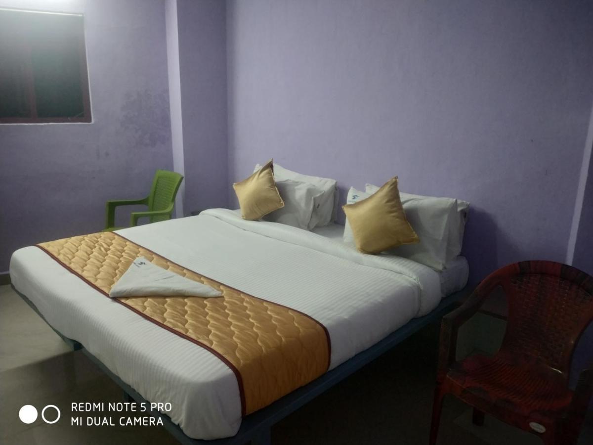 Skyry Hotel Iyyapanthangal チェンナイ エクステリア 写真